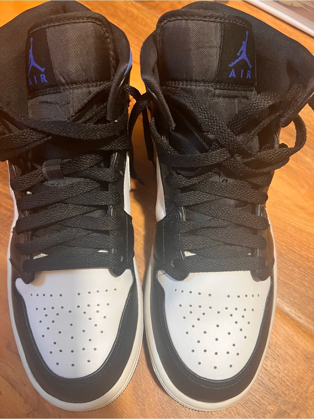 Jordan 1’s Mid